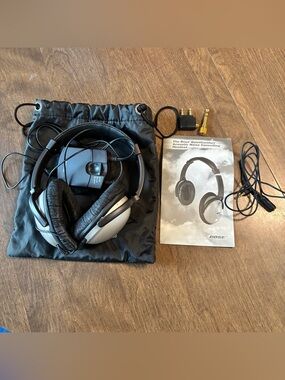 BOSE Quiet Comfort Acoustic Noise Cancelling Headphones 1st Gen 2000